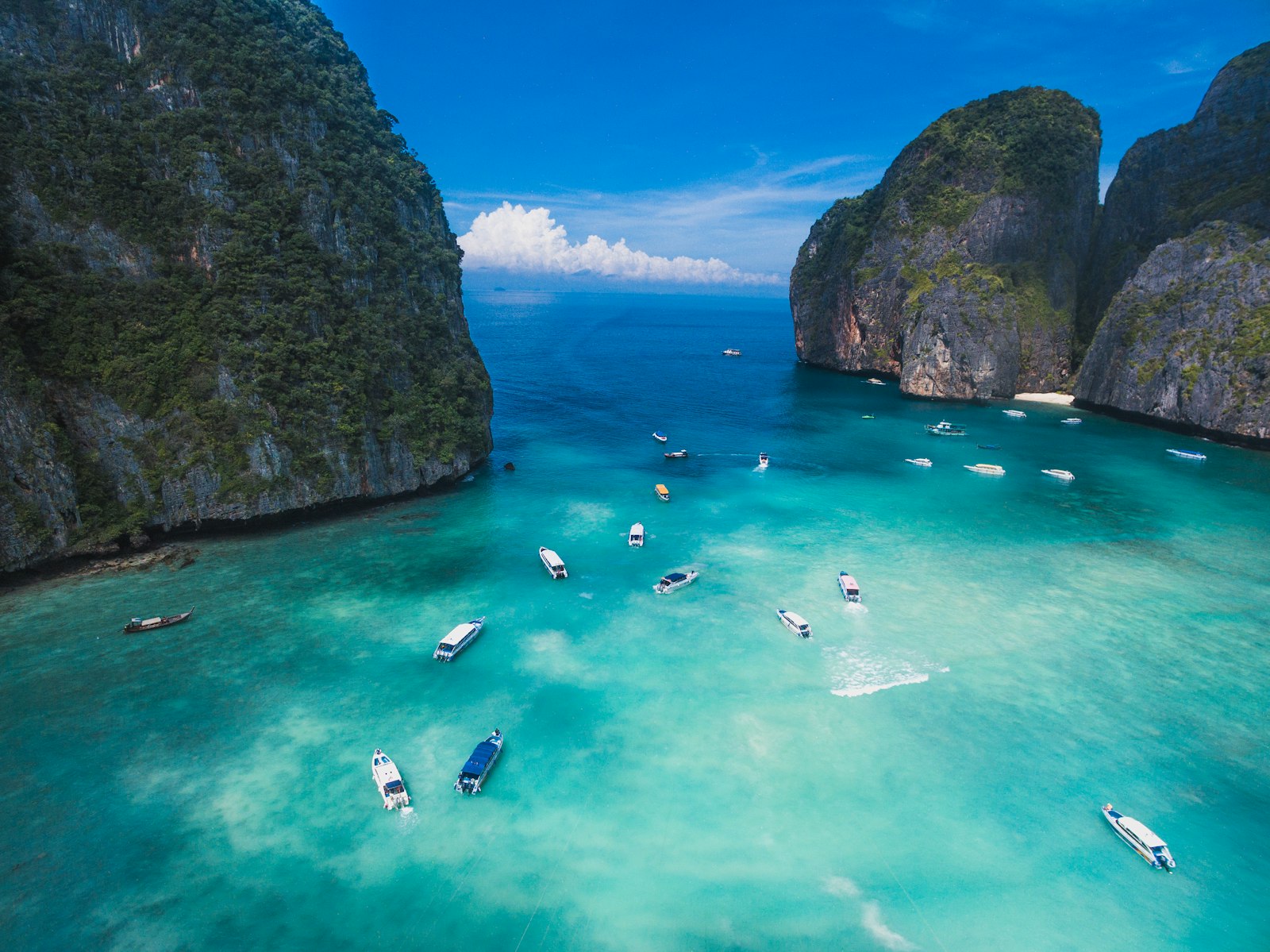 Singapore + Bali with Genting Dream Cruise